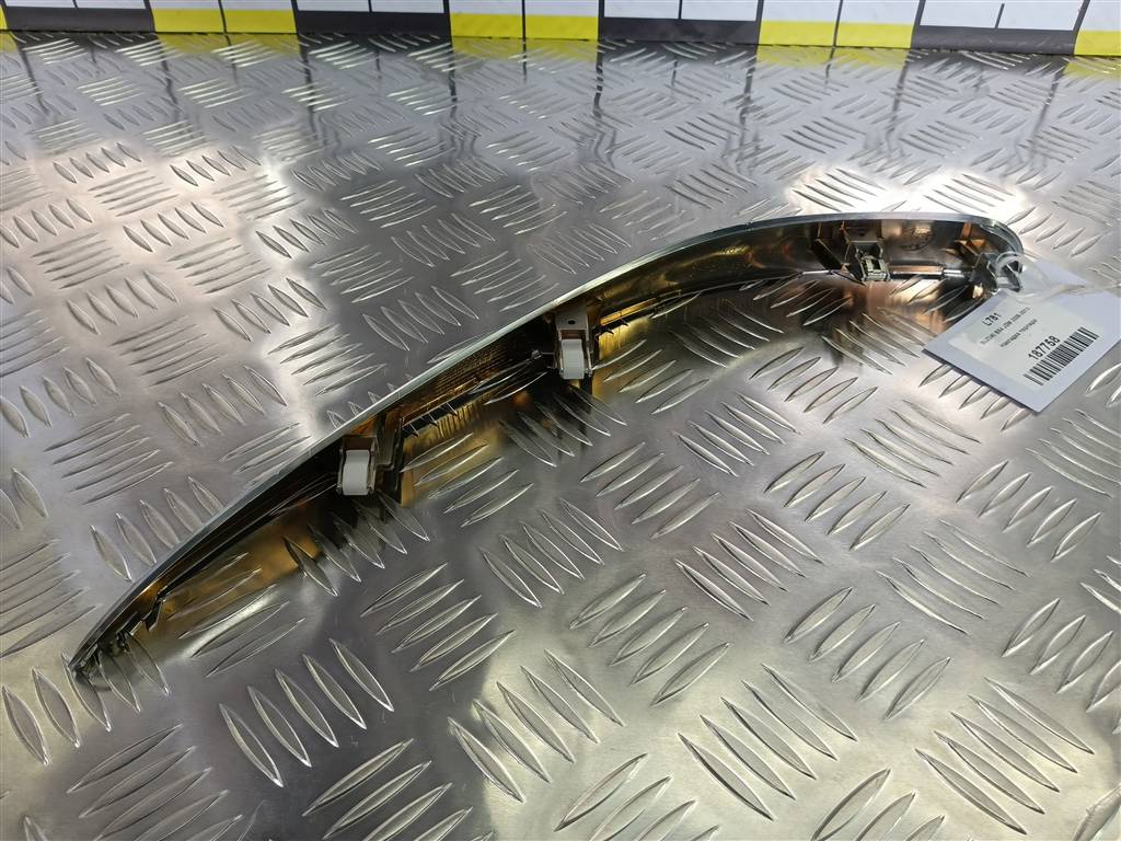 накладка торпедо SUZUKI SX4 1.6 4WD MT (112 л.с.)SX4  I рестайлинг (2009—2014) Внедорожник 7385180J10ZFG, 630 рублей, Москва