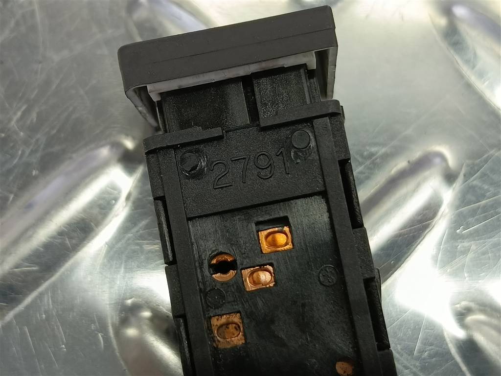 кнопка антипробуксовочной системы Hyundai SANTA FE  937502B906HZ, 630 рублей, Москва