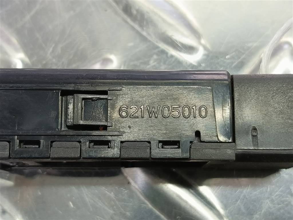 кнопка блокировки дифференциала Hyundai SANTA FE  932402B906HZ, 980 рублей, Москва