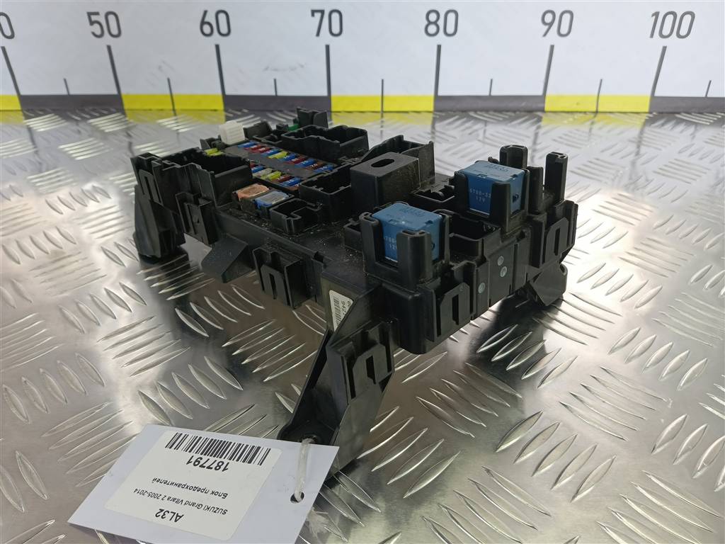 блок предохранителей SUZUKI Grand Vitara 2.0 4WD MT (140 л.с.)Grand Vitara  II (2005—2008) Внедорожник 3671064J00, 750 рублей, Москва