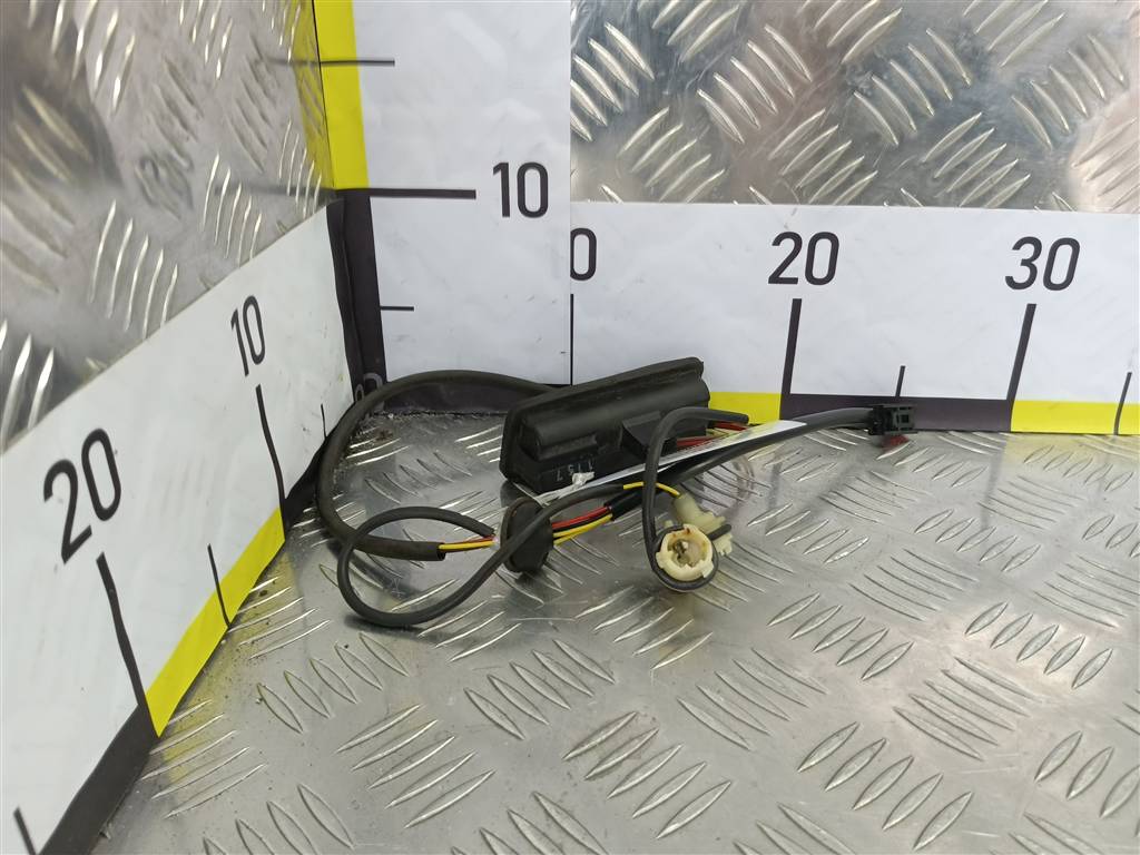 кнопка открывания багажника LAND ROVER FREELANDER 2.2 TD MT (150 л.с.)Freelander  II (2006—2010) Внедорожник LR002219, 2590 рублей, Москва