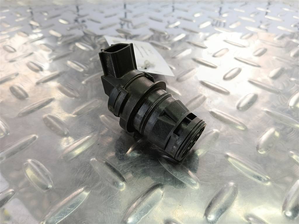 насос омывателя (моторчик) MAZDA 6  G22C-67-482, 1210 рублей, Москва