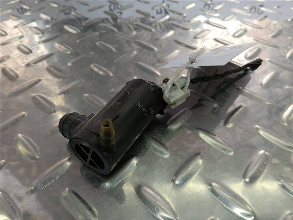 насос омывателя (моторчик) MAZDA 6  GJ6A67482, 750 рублей, Москва