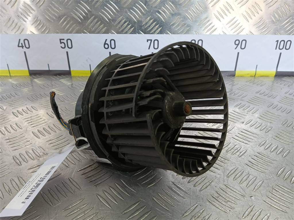 моторчик отопителя FORD Transit  7188531, 1210 рублей, Москва