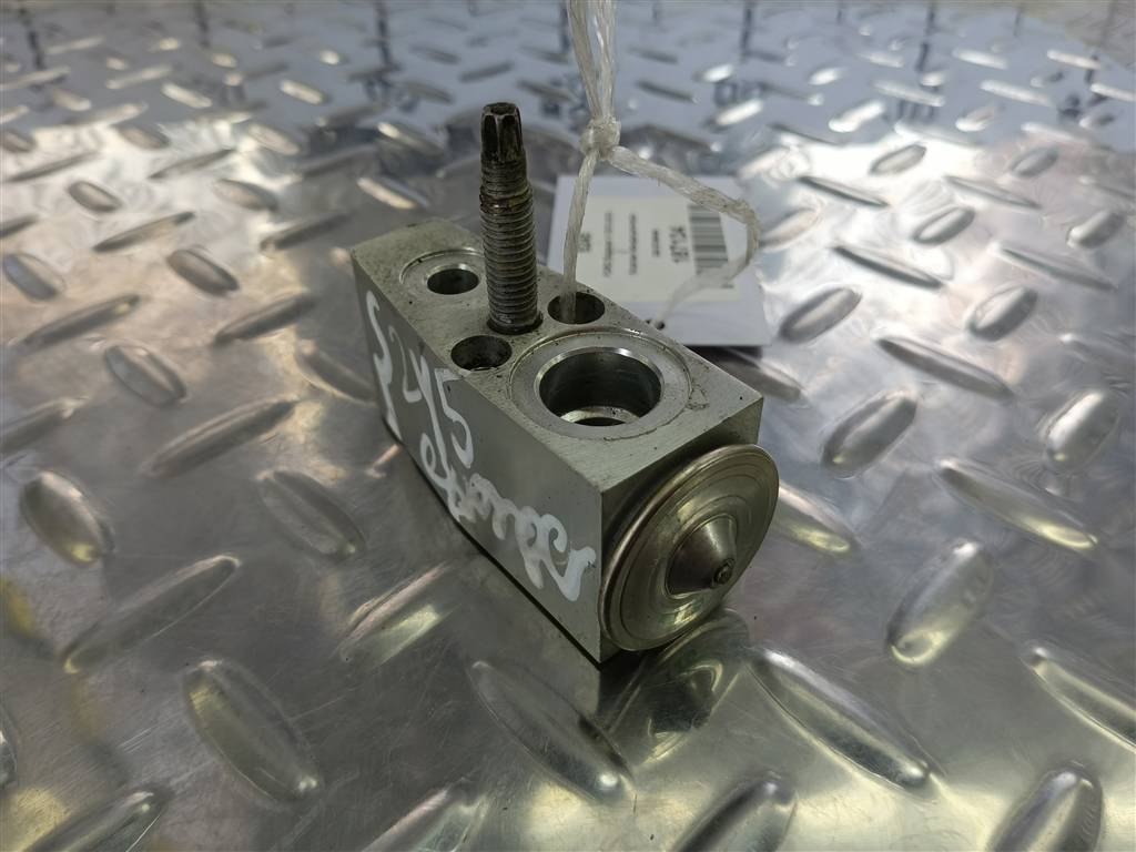 клапан кондиционера FORD EXPLORER 3.5 4WD AT (290 л.с.)Explorer  V рестайлинг (2015—2018) Внедорожник DG1Z19849A, 2130 рублей, Москва