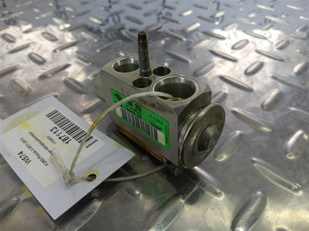 клапан кондиционера FORD Focus  1720823, 750 рублей, Москва