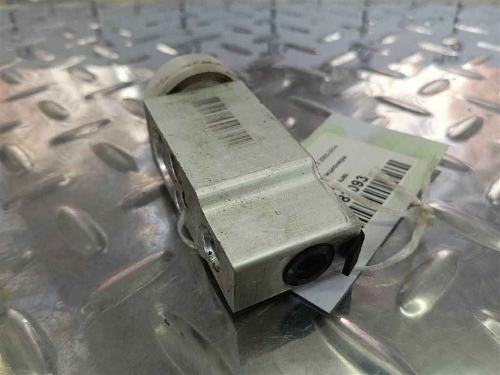 клапан кондиционера SUZUKI Grand Vitara 2.0 4WD MT (140 л.с.)Grand Vitara  II (2005—2008) Внедорожник 9543164J80, 750 рублей, Москва