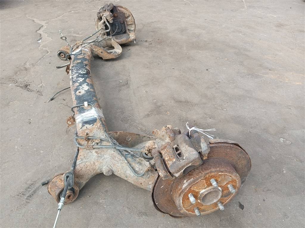 балка SUZUKI SX4 1.6 4WD MT (112 л.с.)SX4  I рестайлинг (2009—2014) Внедорожник 4650080J21, 17650 рублей, Москва