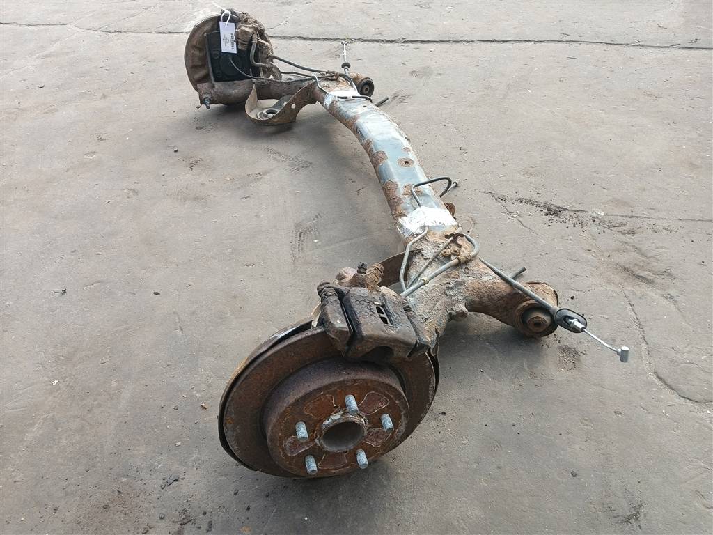 балка SUZUKI SX4 1.6 4WD MT (112 л.с.)SX4  I рестайлинг (2009—2014) Внедорожник 4650080J21, 17650 рублей, Москва