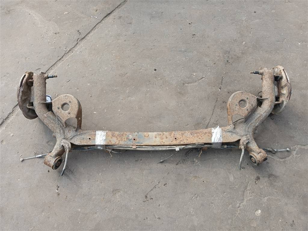 балка SUZUKI SX4 1.6 4WD MT (112 л.с.)SX4  I рестайлинг (2009—2014) Внедорожник 4650080J21, 17650 рублей, Москва