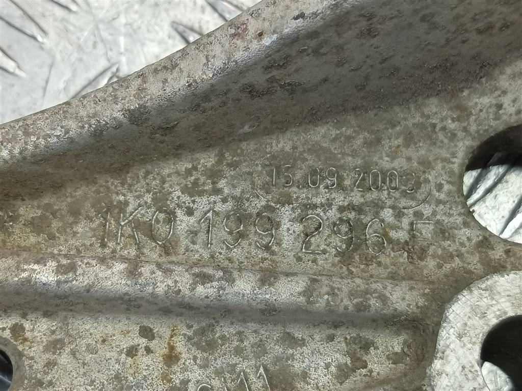 кронштейн подрамника Volkswagen Caddy  1K0199296F, 6150 рублей, Москва