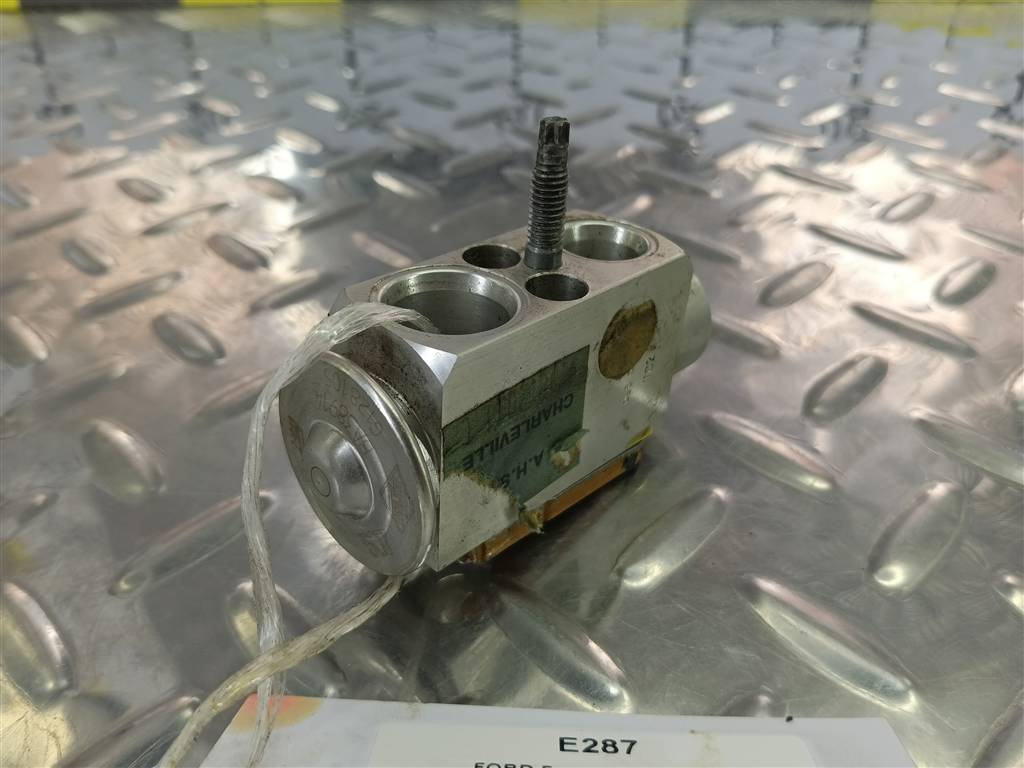 клапан кондиционера FORD Focus  1720823, 750 рублей, Москва