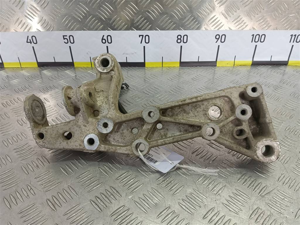 кронштейн подрамника Volkswagen Caddy  1K0199295F, 6150 рублей, Москва