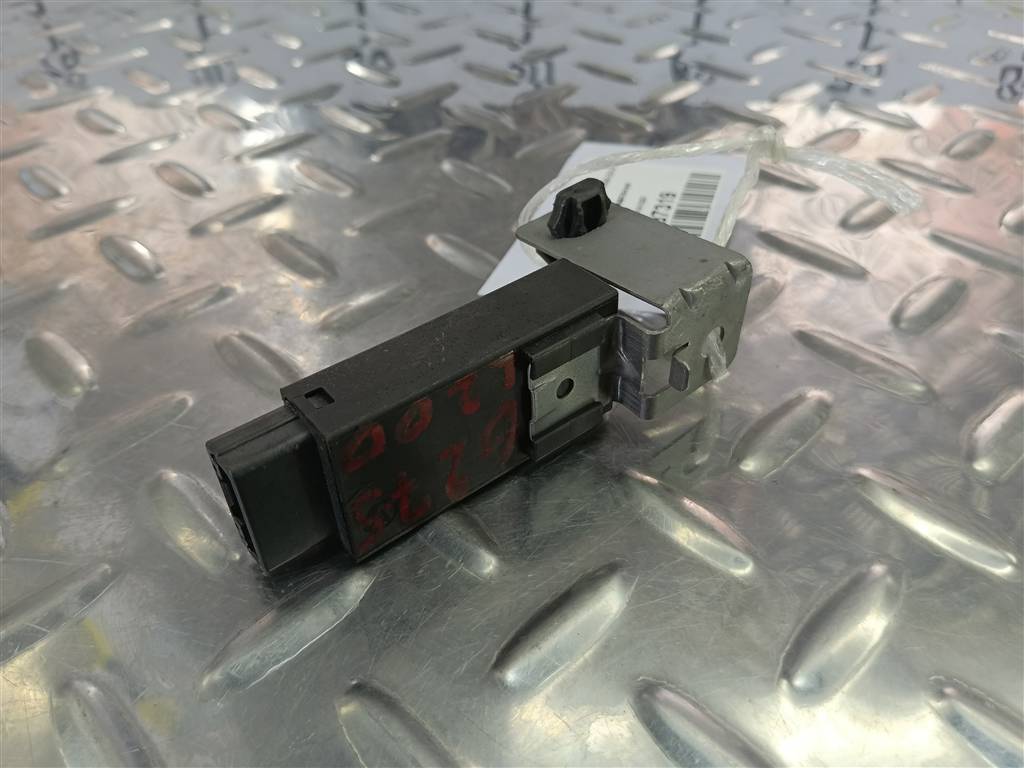 блок управления MITSUBISHI L200  2.5 DI-D MT (136 л.с.)L200  IV (2006—2014) Пикап MN141557, 750 рублей, Москва