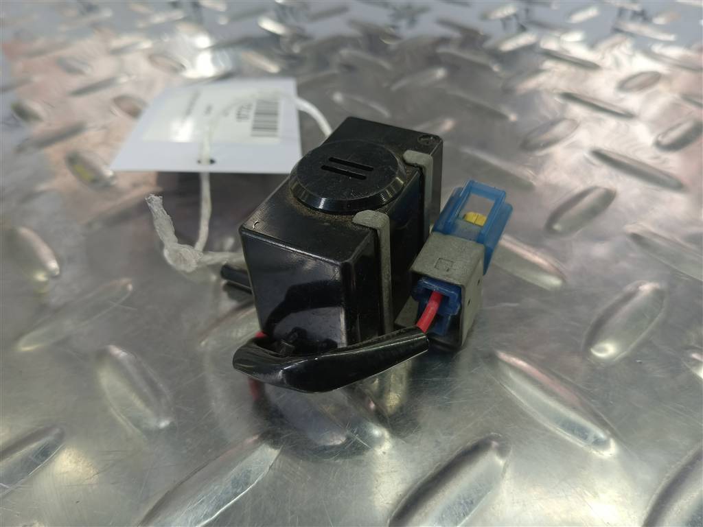 сигнал MITSUBISHI PAJERO  MB649187, 520 рублей, Москва