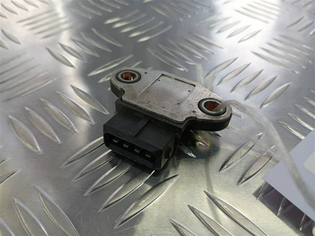 коммутатор системы зажигания MITSUBISHI CARISMA 1.6 AT (90 л.с.)Carisma  I рестайлинг (1999—2004) Лифтбек MD374437, 6730 рублей, Москва