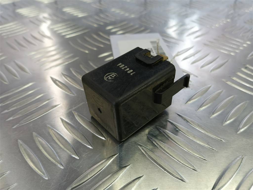 реле Hyundai   9555039000, 860 рублей, Москва