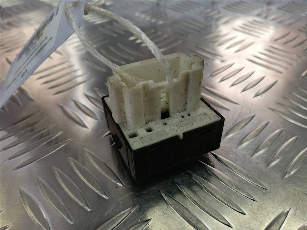 кнопка регулировки зеркал MITSUBISHI LANCER  MR417977, 520 рублей, Москва