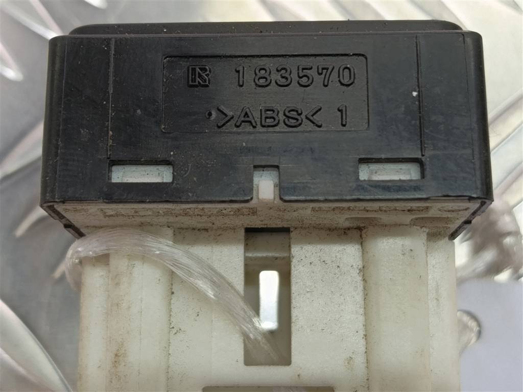 кнопка регулировки зеркал MITSUBISHI LANCER  MR417977, 520 рублей, Москва