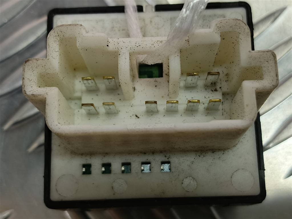 кнопка регулировки зеркал MITSUBISHI LANCER  MR417977, 520 рублей, Москва