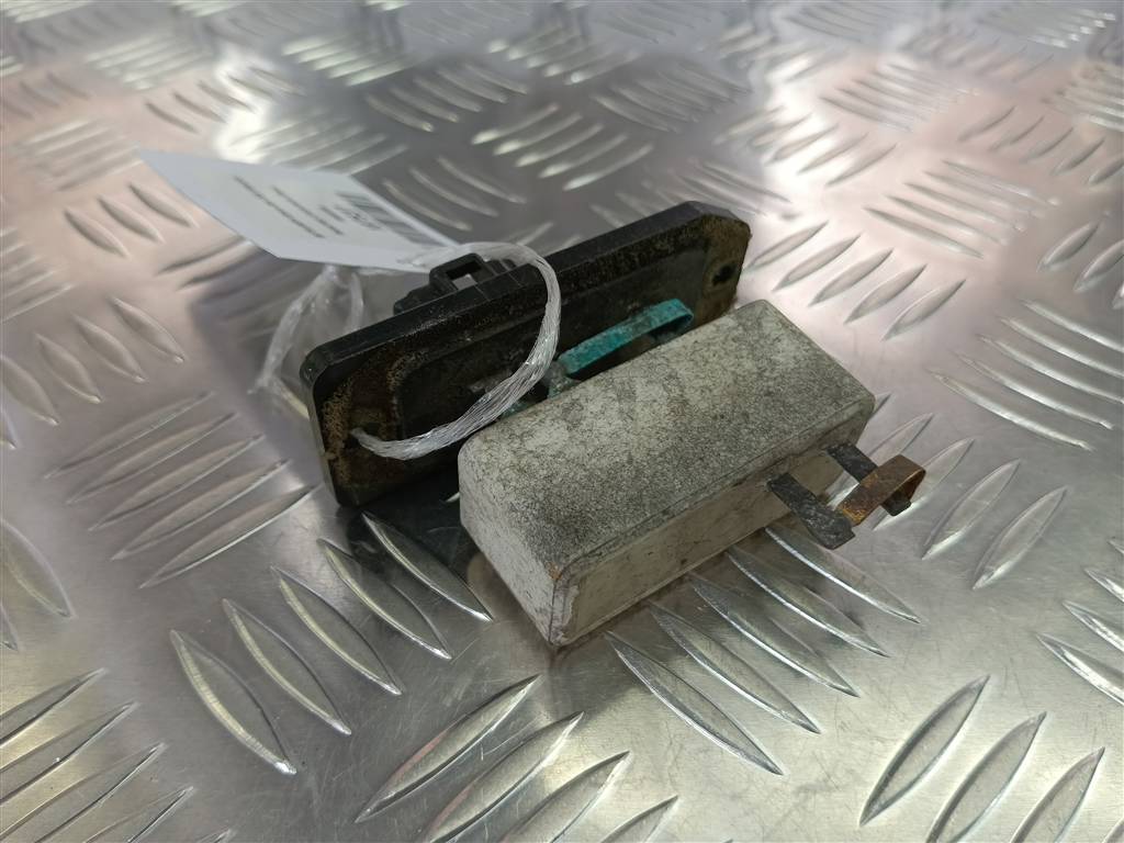 резистор отопителя (ежик) MITSUBISHI Space Star  MR460365, 1550 рублей, Москва