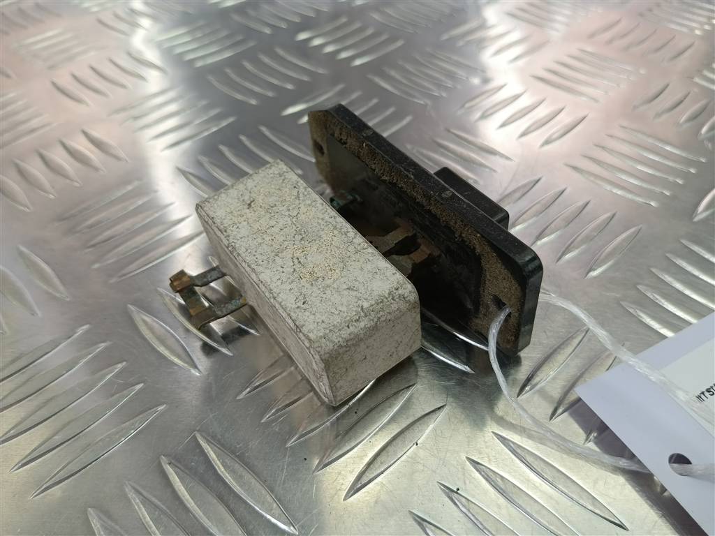 резистор отопителя (ежик) MITSUBISHI Space Star  MR460365, 1550 рублей, Москва