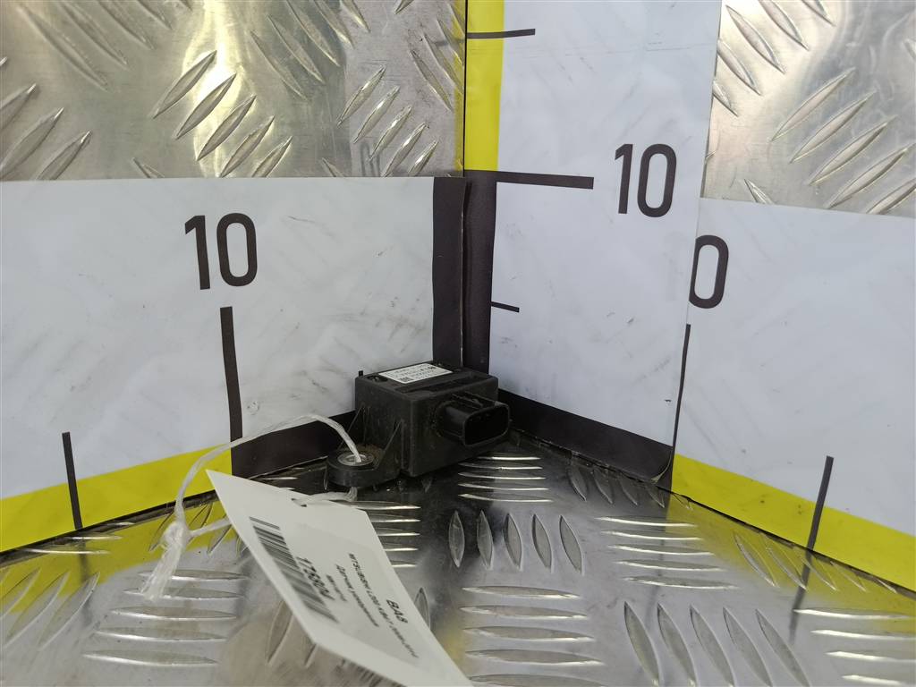 датчик ускорения MITSUBISHI L200  2.5 DI-D MT (136 л.с.)L200  IV (2006—2014) Пикап MN116715, 750 рублей, Москва