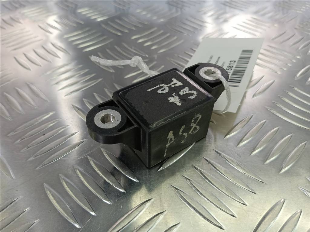 датчик ускорения MAZDA 6  GJ6E437Y1, 630 рублей, Москва