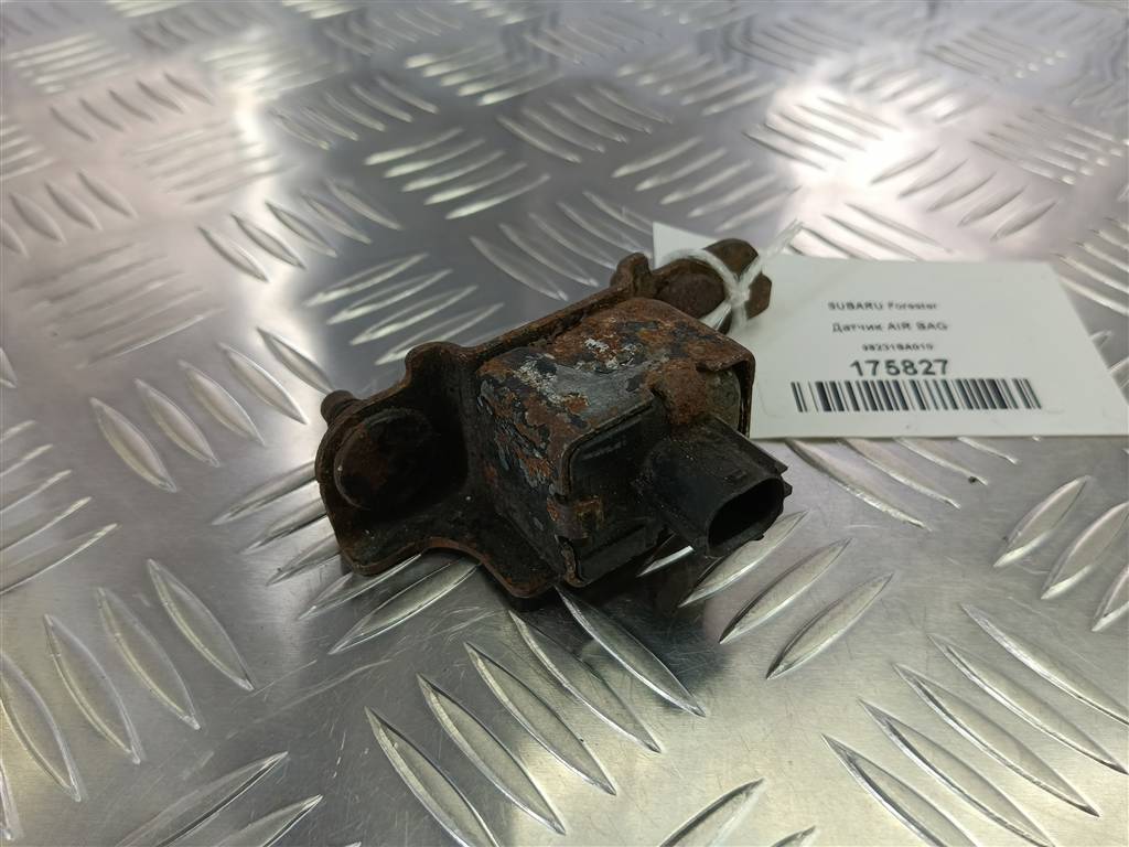 датчик удара (air bag) SUBARU Forester  98231SA010, 630 рублей, Москва