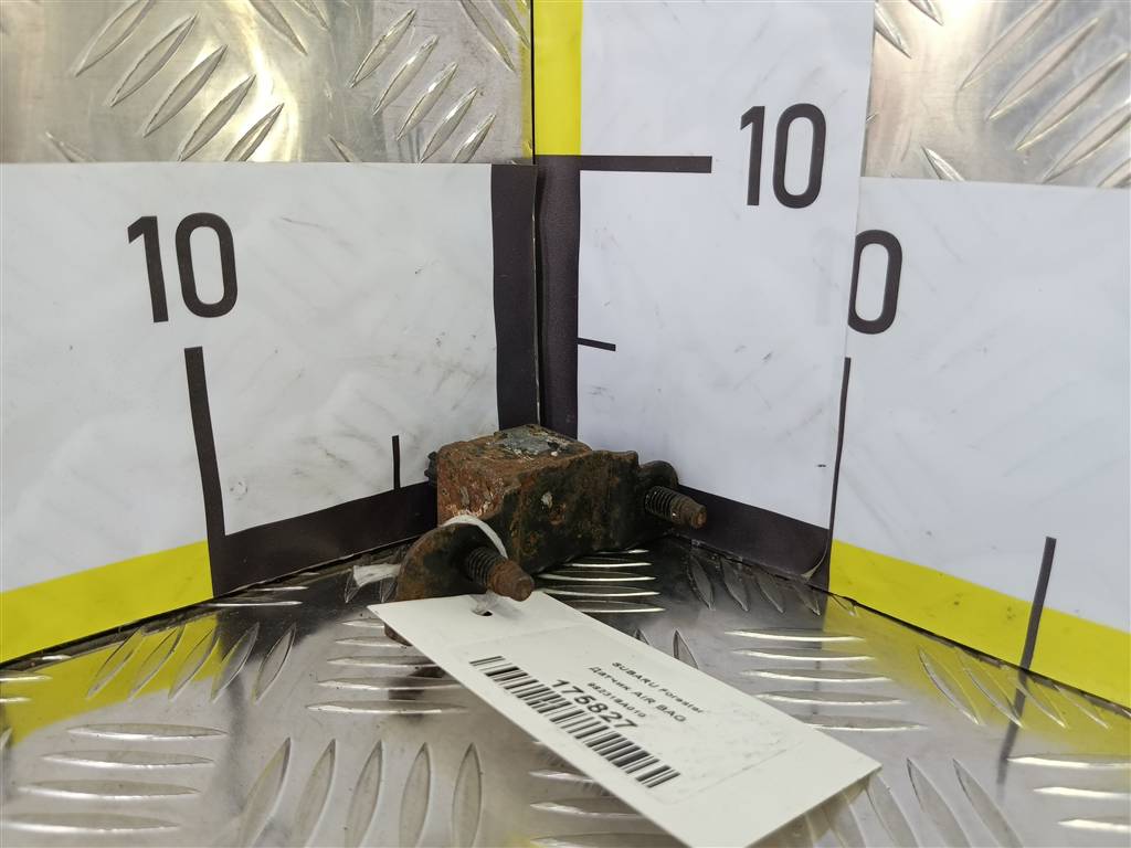 датчик удара (air bag) SUBARU Forester  98231SA010, 630 рублей, Москва