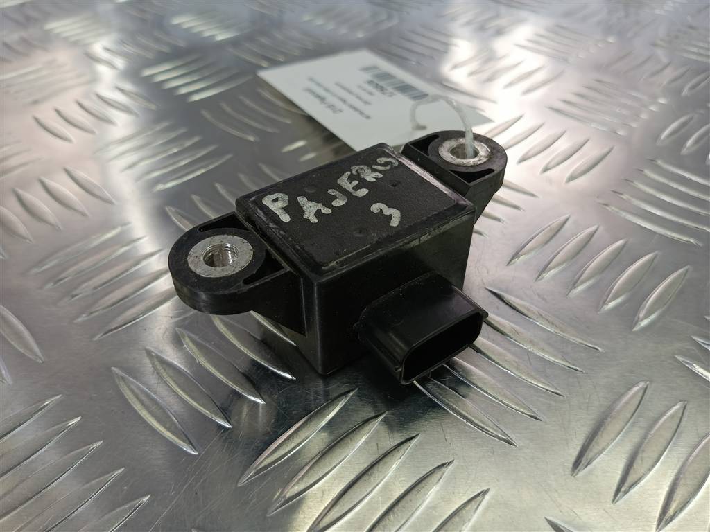 датчик ускорения MITSUBISHI PAJERO  MN116715, 750 рублей, Москва