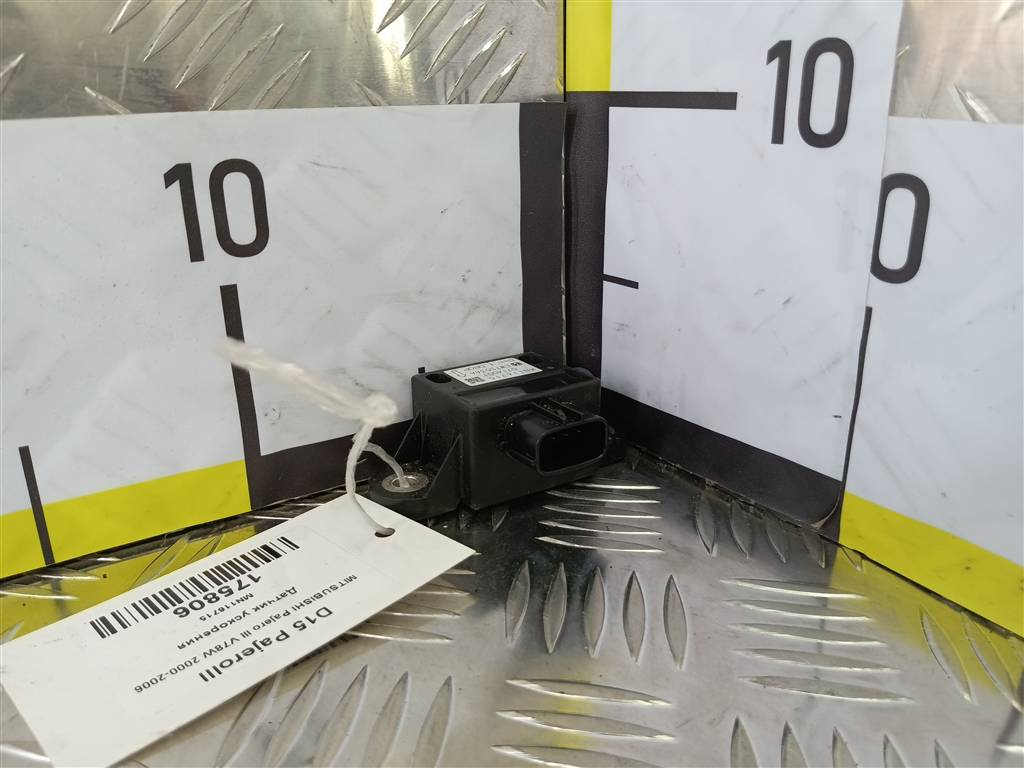 датчик ускорения MITSUBISHI PAJERO  MN116715, 750 рублей, Москва