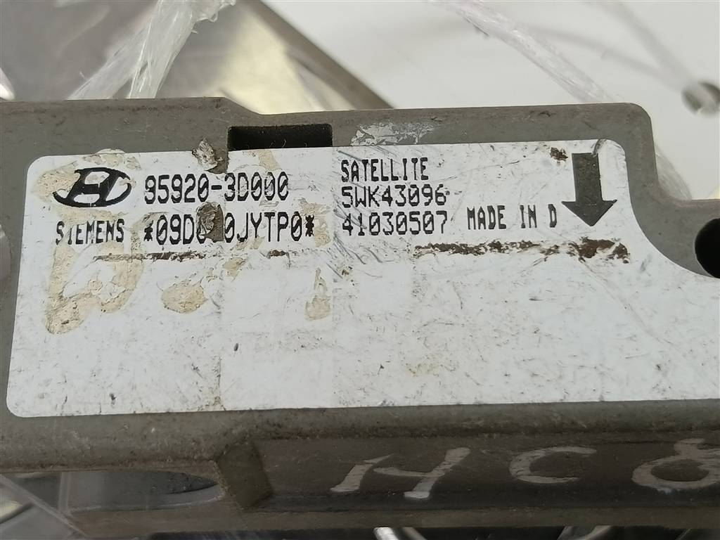 датчик удара (air bag) Hyundai SONATA 2.0 AT (144 л.с.)Sonata  V (2004—2007) Седан 959203D000, 520 рублей, Москва