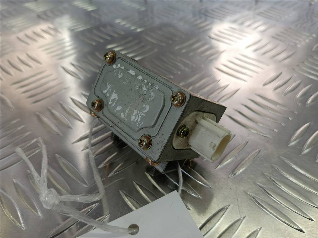 датчик удара (air bag) MITSUBISHI PAJERO  MR551787, 520 рублей, Москва