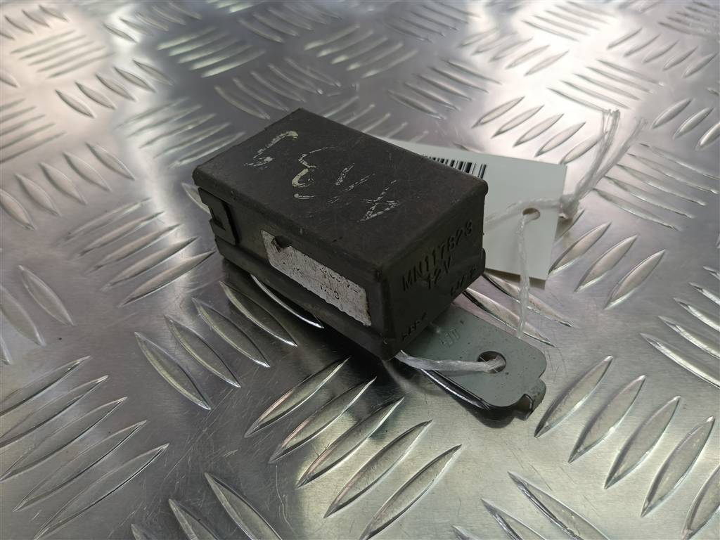 блок управления подвеской MITSUBISHI PAJERO  MN117823, 1090 рублей, Москва