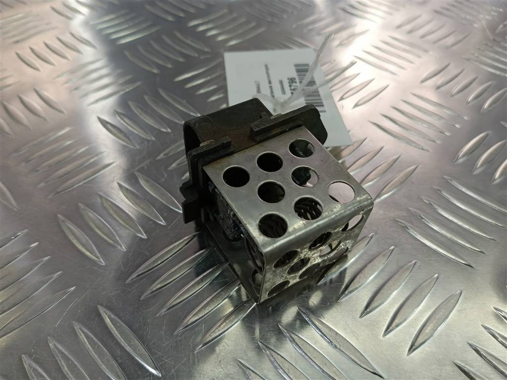 блок управления вентилятором Renault   8200045082, 2700 рублей, Москва