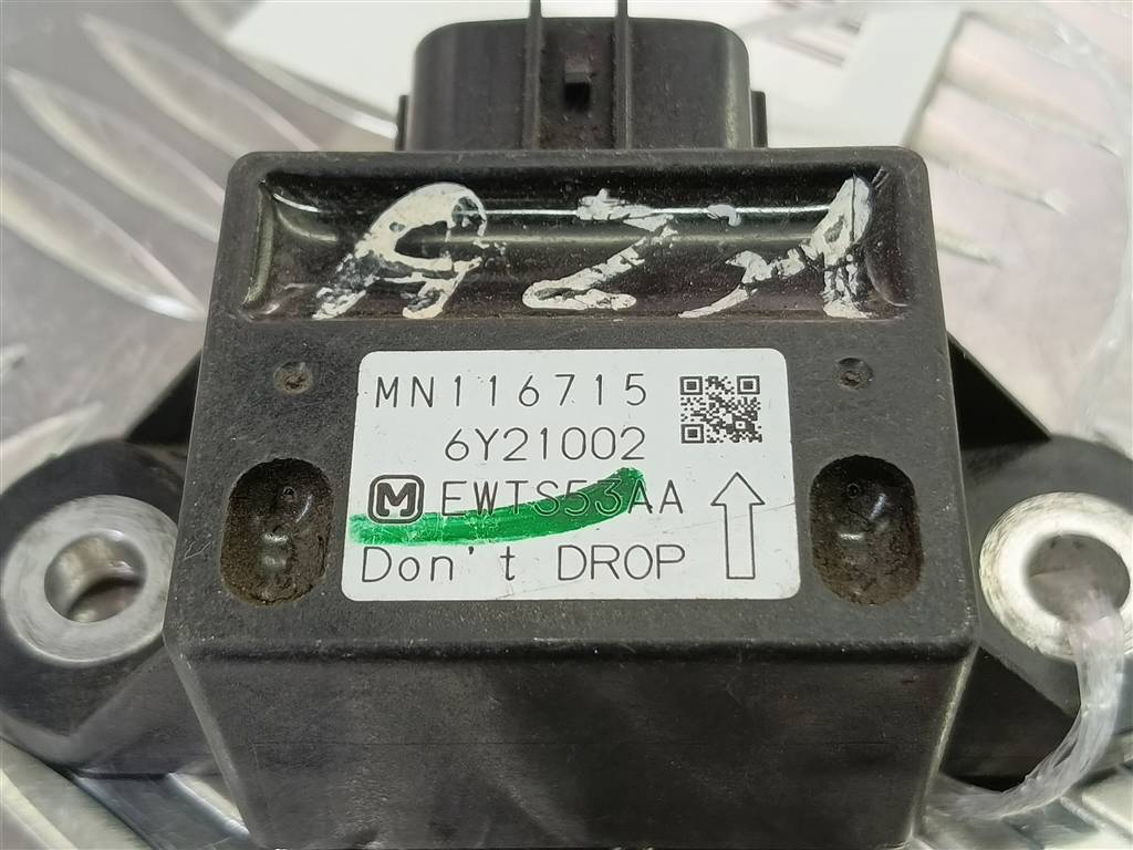 датчик ускорения MITSUBISHI L200   MN116715, 750 рублей, Москва