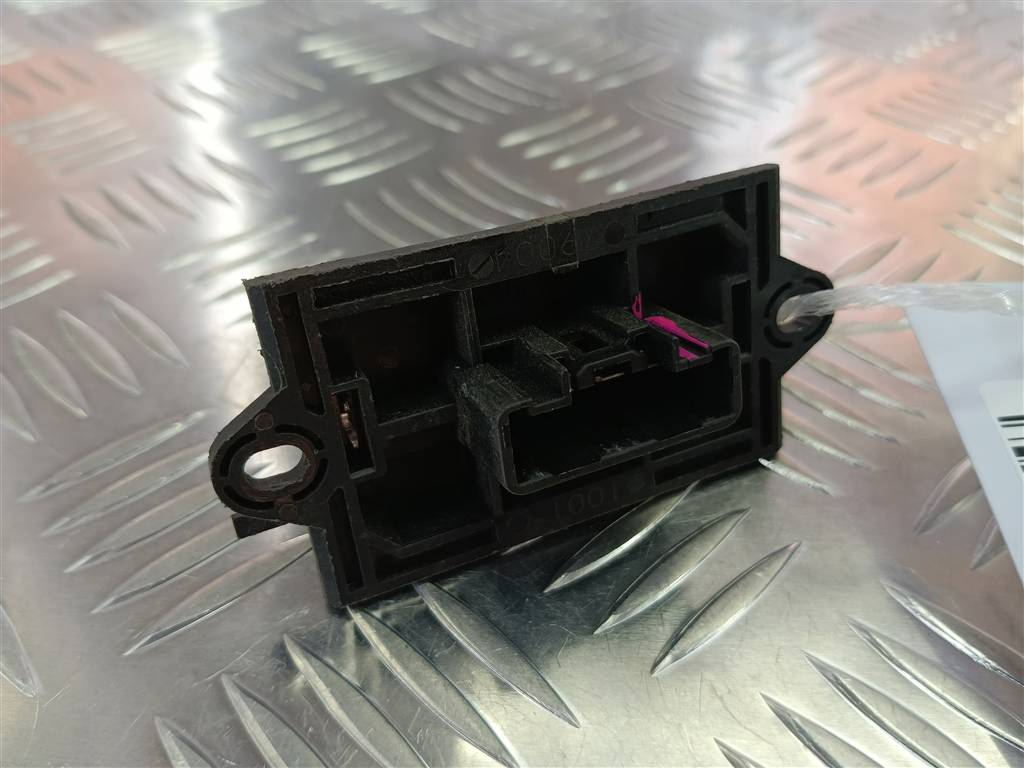 резистор отопителя (ежик) SUZUKI SX4  7414080J01, 520 рублей, Москва