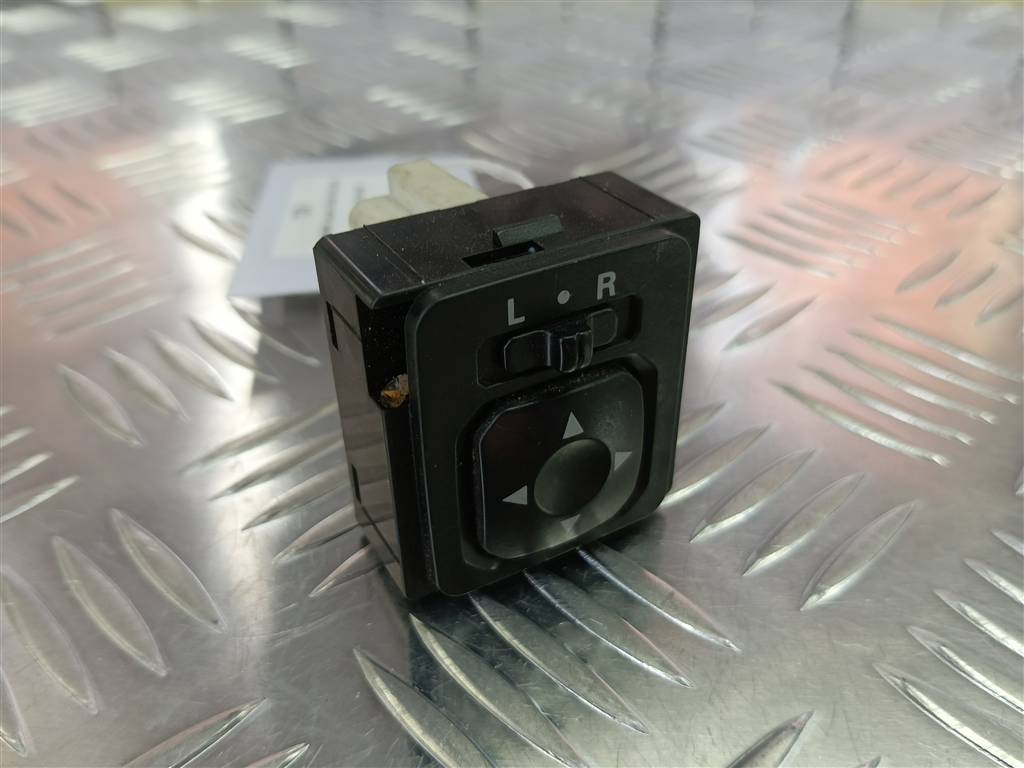 кнопка регулировки зеркал MITSUBISHI LANCER  MR417977, 520 рублей, Москва