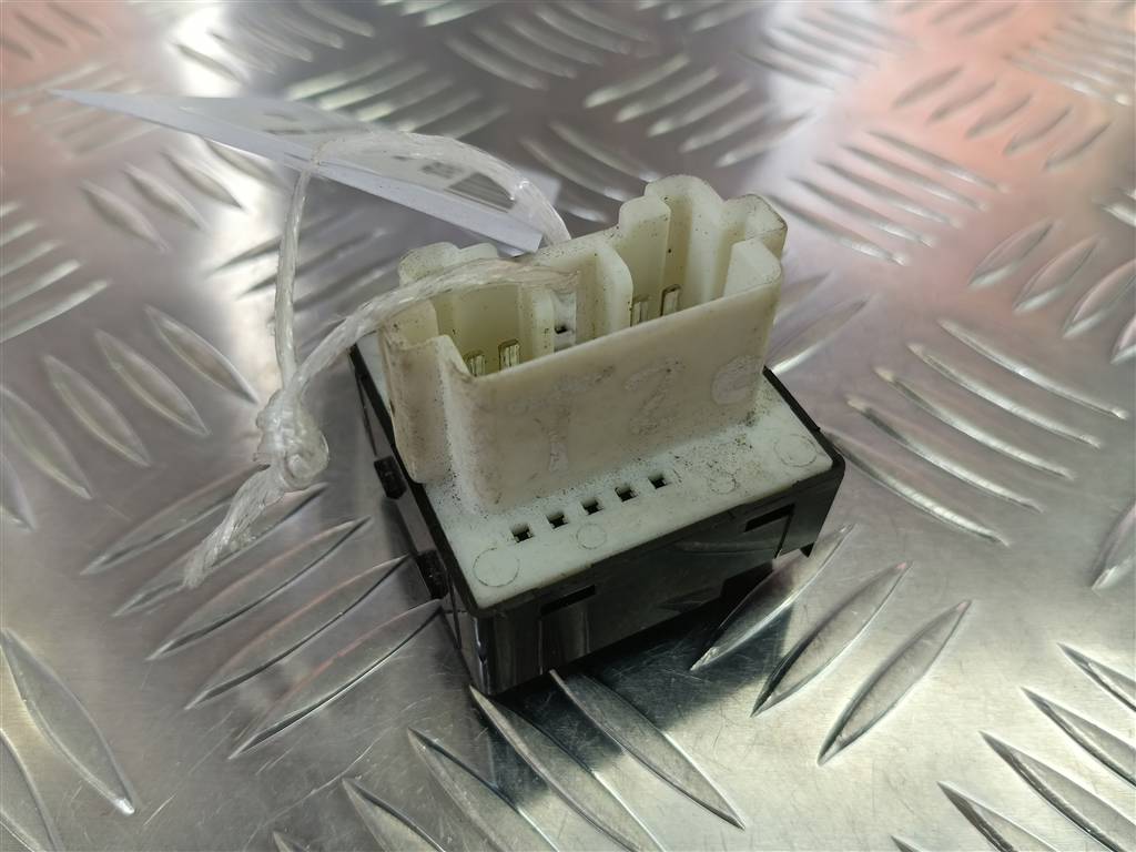 кнопка регулировки зеркал MITSUBISHI LANCER  MR417977, 520 рублей, Москва