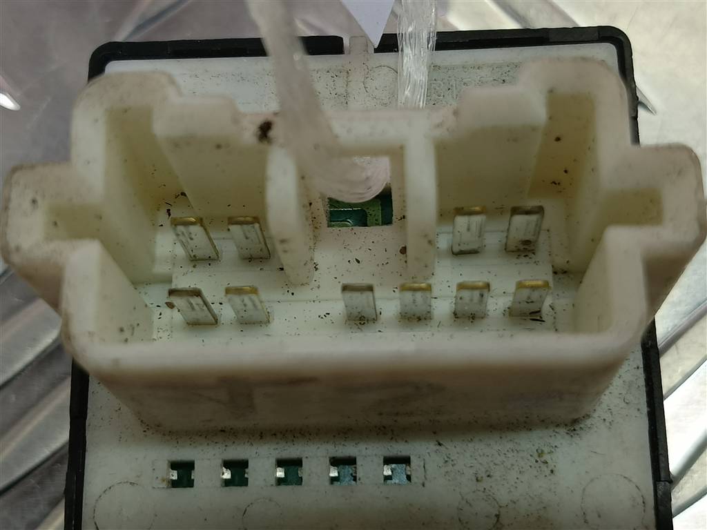 кнопка регулировки зеркал MITSUBISHI LANCER  MR417977, 520 рублей, Москва