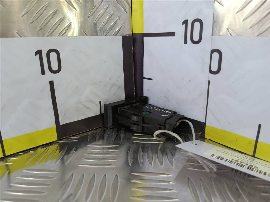 кнопка аварийной сигнализации SUZUKI JIMNY Jimny 3743059J10, 750 рублей, Москва