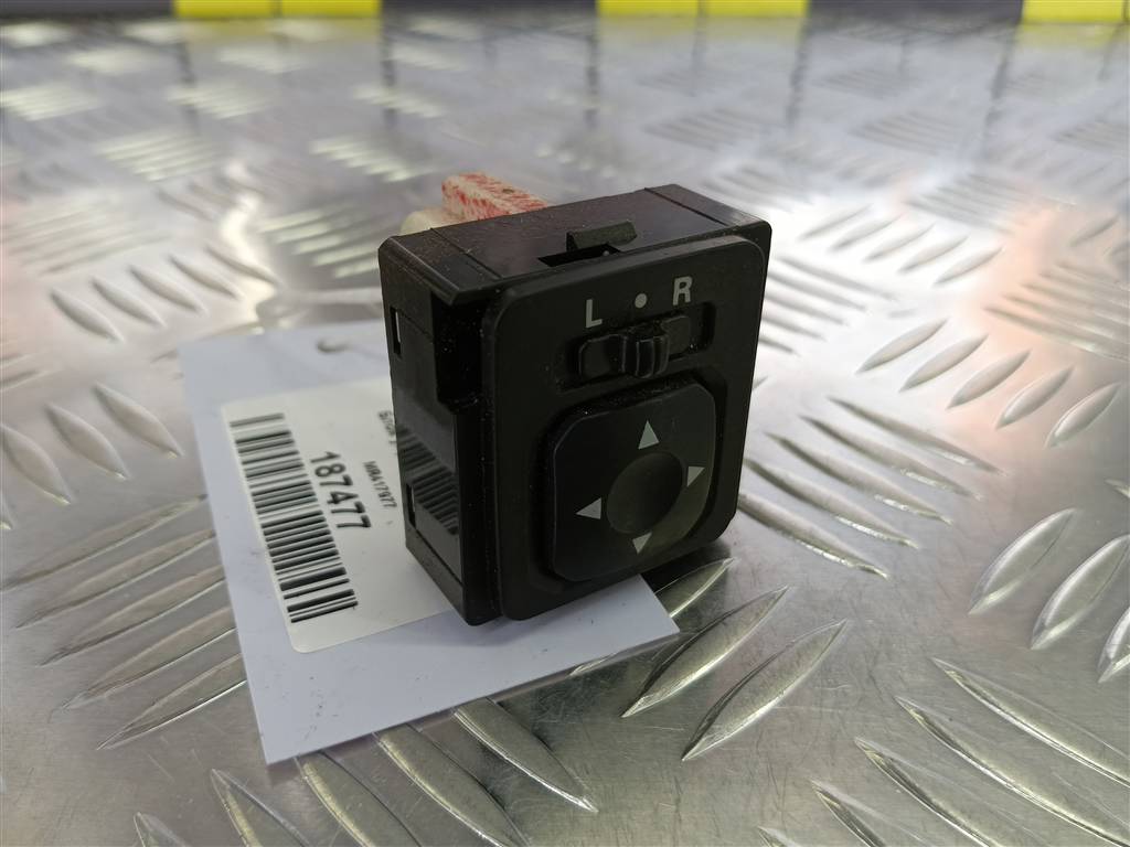 кнопка регулировки зеркал MITSUBISHI LANCER  MR417977, 520 рублей, Москва