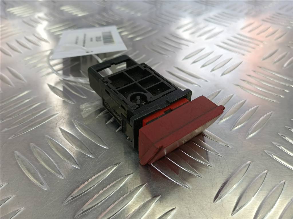 кнопка аварийной сигнализации Hyundai GETZ  937901C000, 520 рублей, Москва