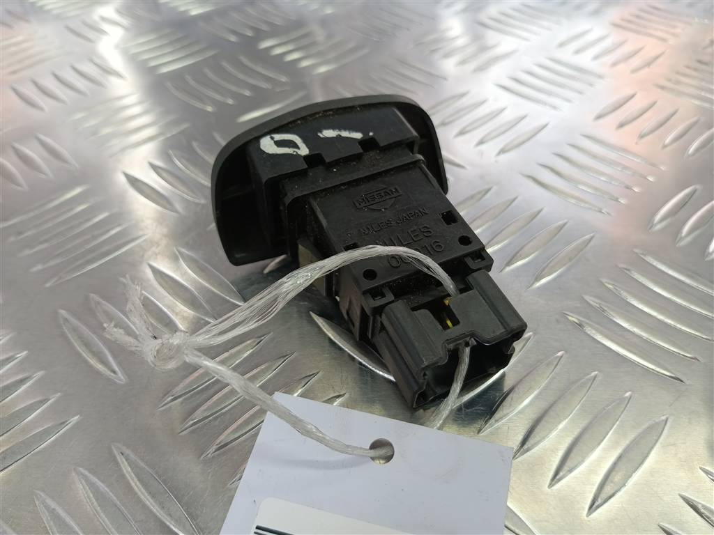 кнопка аварийной сигнализации NISSAN PRIMERA  25290AU000, 520 рублей, Москва