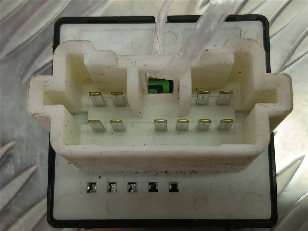 кнопка регулировки зеркал MITSUBISHI OUTLANDER  MR417977, 520 рублей, Москва