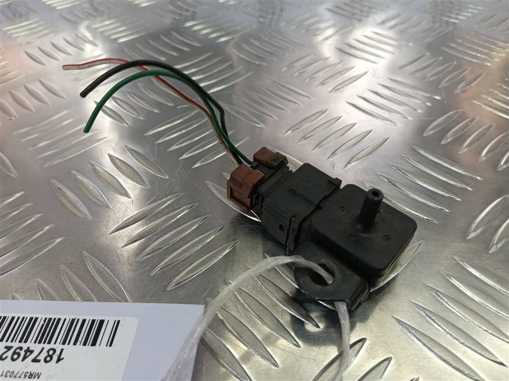 датчик абсолютного давления MITSUBISHI PAJERO SPORT  MR577031, 4430 рублей, Москва