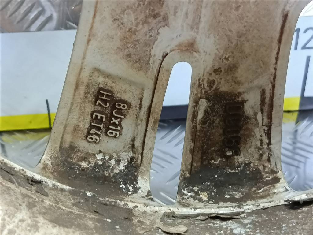 диск колесный MERCEDES-BENZ E-класс E 220d 2.1 5G-Tronic (170 л.с.)E-класс  W212/S212/C207/A207 (2009—2013) Седан, 23400 рублей, Москва