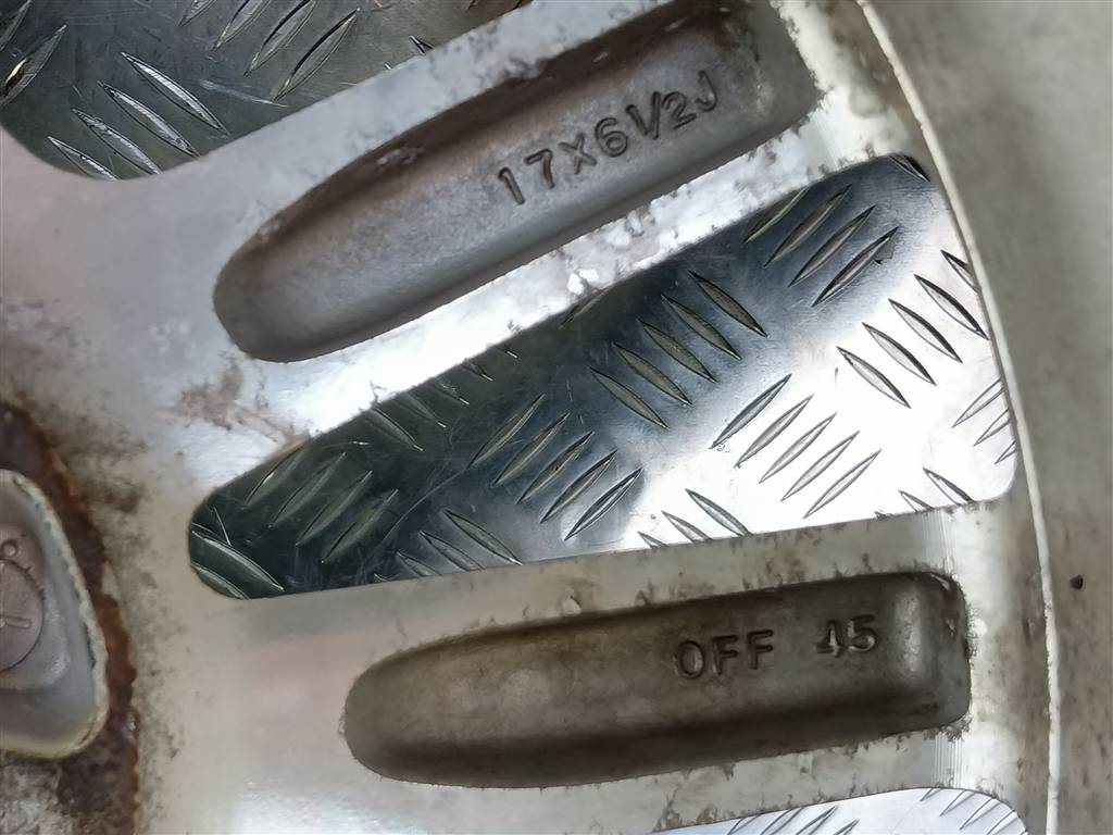 диск колесный SUZUKI Grand Vitara 2.0 4WD AT (140 л.с.)Grand Vitara  II (2005—2008) Внедорожник, 29150 рублей, Москва