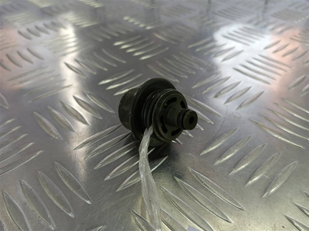 датчик давления топлива Hyundai SANTA FE  3530138300A, 1210 рублей, Москва